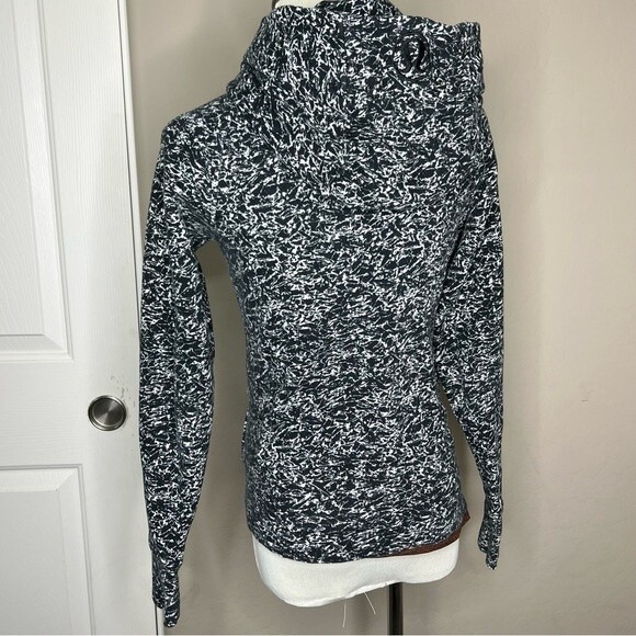 Lululemon Scuba Hoodie IV Iced Wave White Black Size 4 - Picture 6 of 8